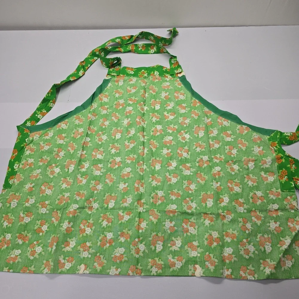 Vintage Green Floral Rick Rack‎ Apron Retro 70s Handmade Cottagecore Kitchen Bib